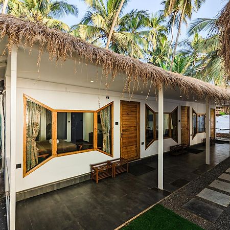 Aqua Beach Stays Ashwem Mandrem Exterior foto