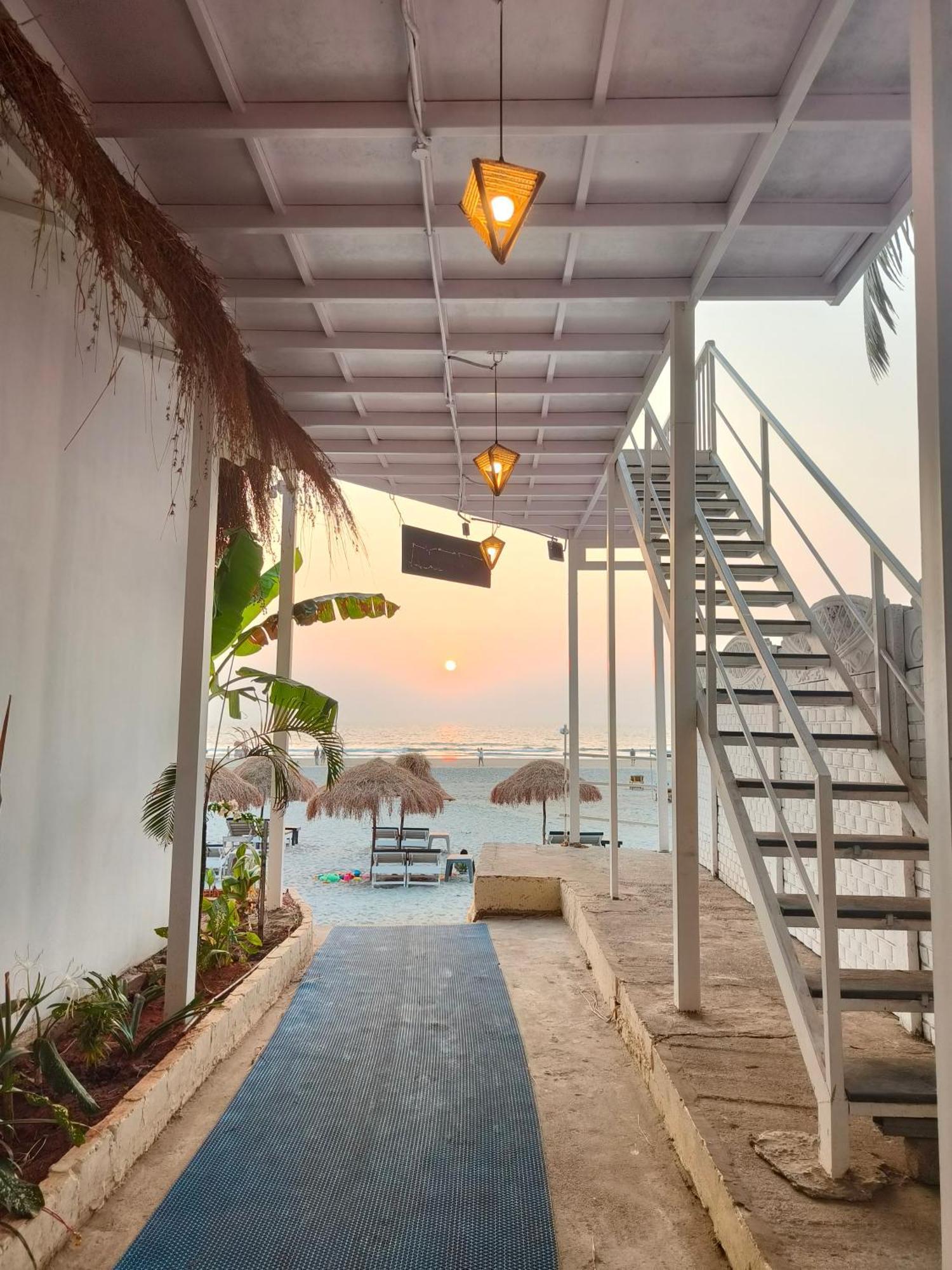 Aqua Beach Stays Ashwem Mandrem Exterior foto