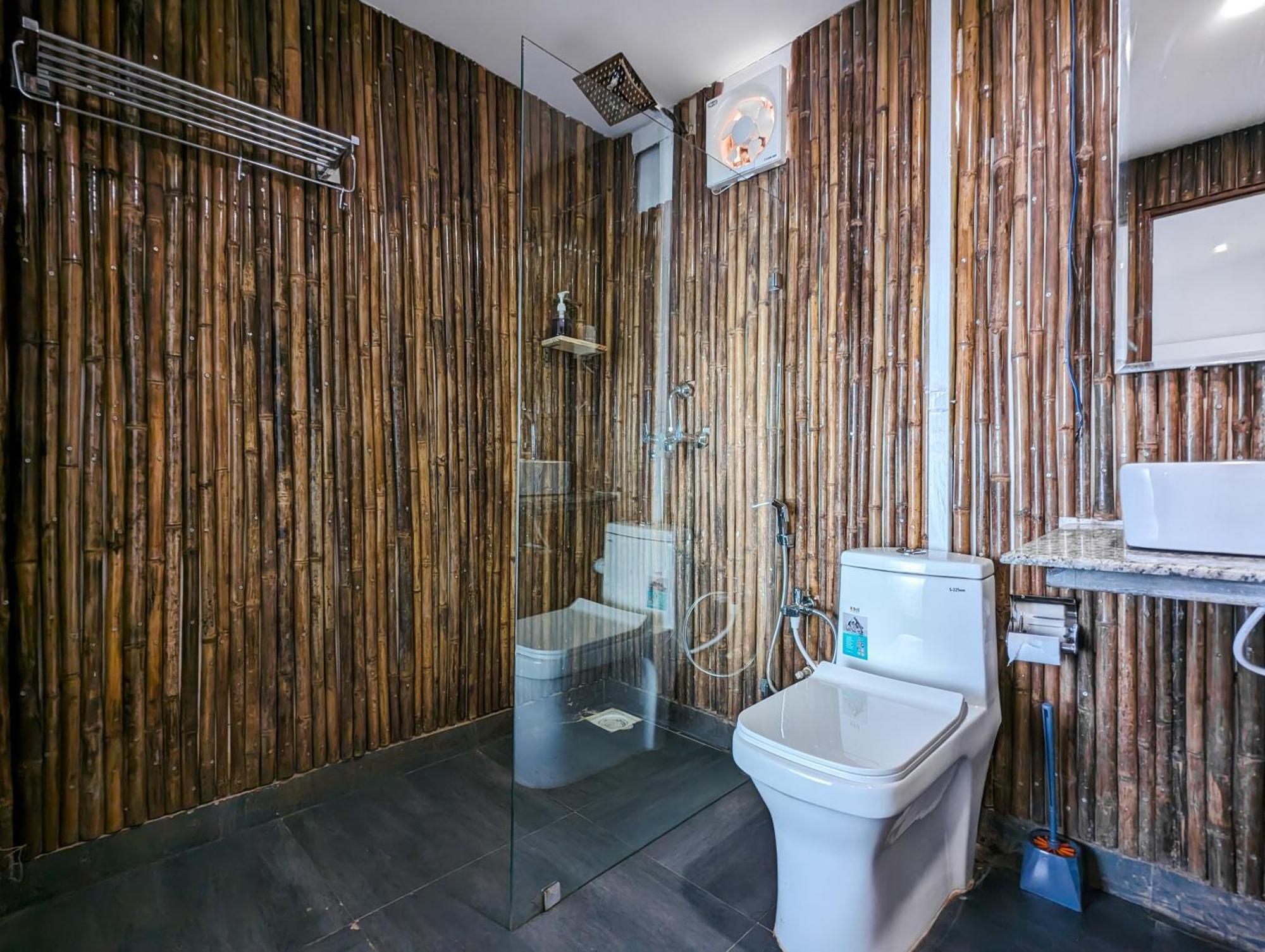 Aqua Beach Stays Ashwem Mandrem Exterior foto